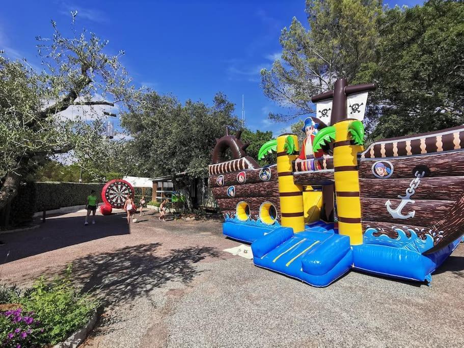Mobile Home 6-Pers Camping Lei Suves-Cotes D'Azur-Including Airco Roquebrune-sur Argens Exterior foto